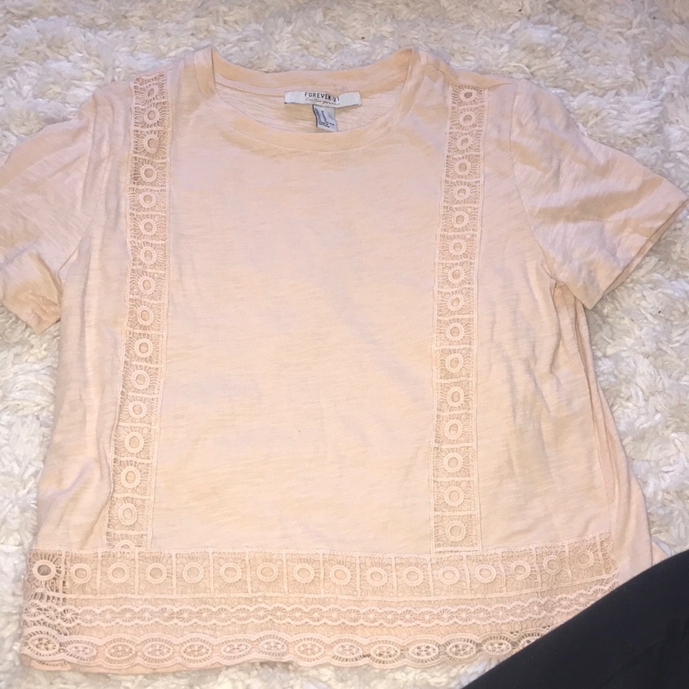 peach tee